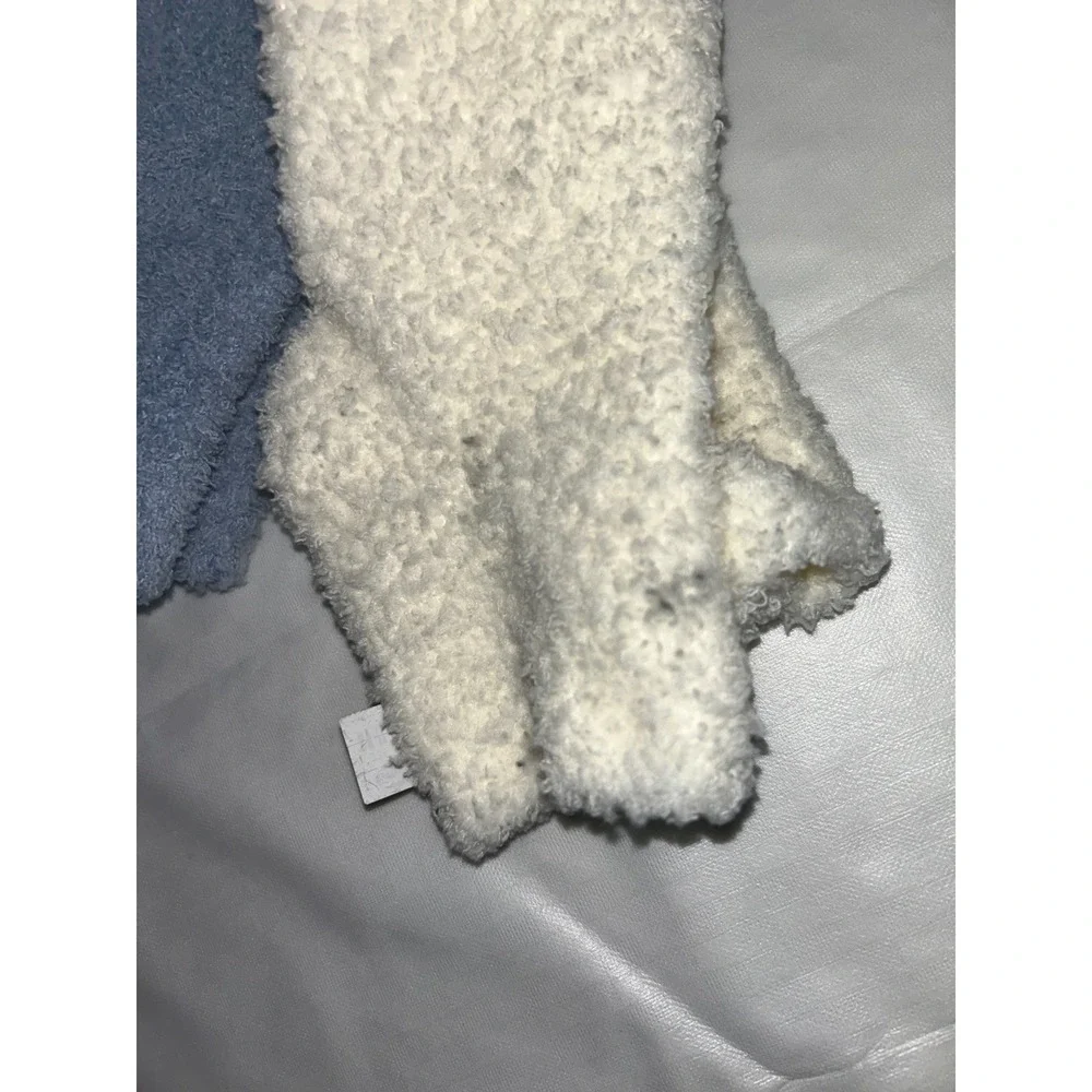 Auden Women Cozy Ankle Socks 2 Pairs Blue White Super Soft Fuzzy‎ Shoe Size 4-10